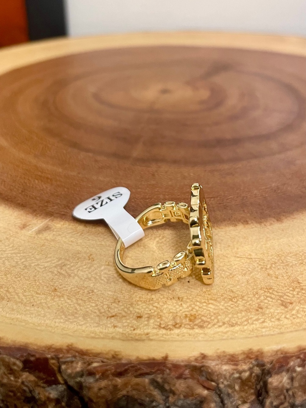 Betty Boop Gold Filled Cartoon Face Statement Ring With Watchband Style Band NWT - Picture 12 of 14